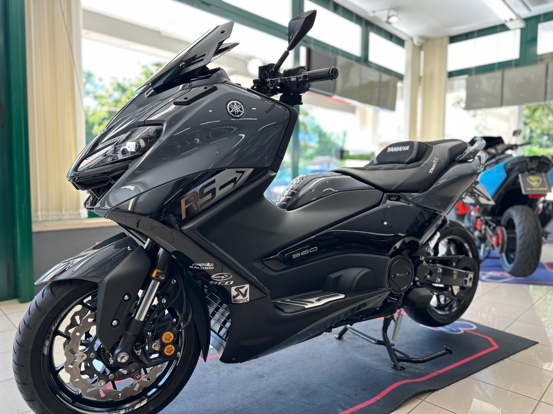 YAMAHA TMAX 560 TECk MAX RS N°285