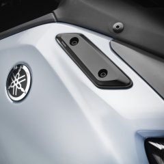 Cover fori specchi Tmax 560 2025 2026